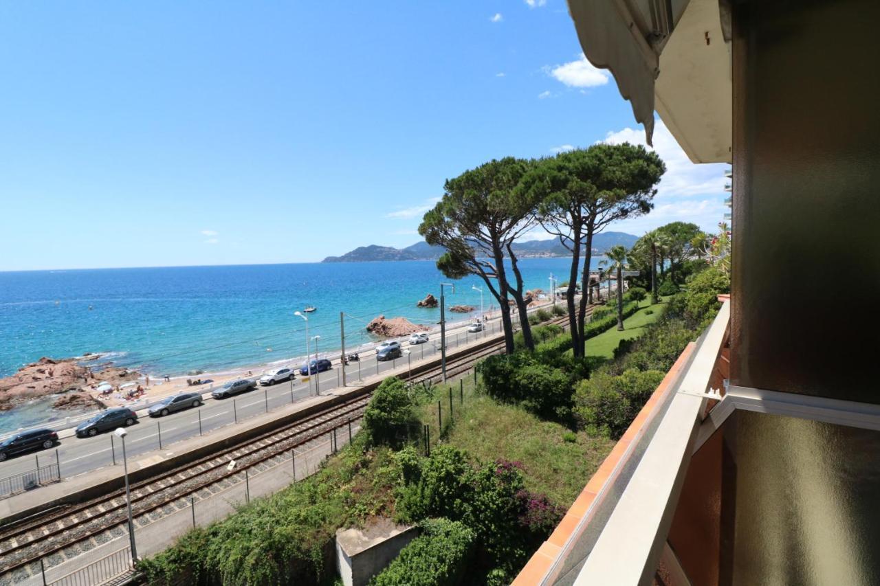 Studio With Beautiful Sea View And Direct Beach Access Cannes Exteriér fotografie
