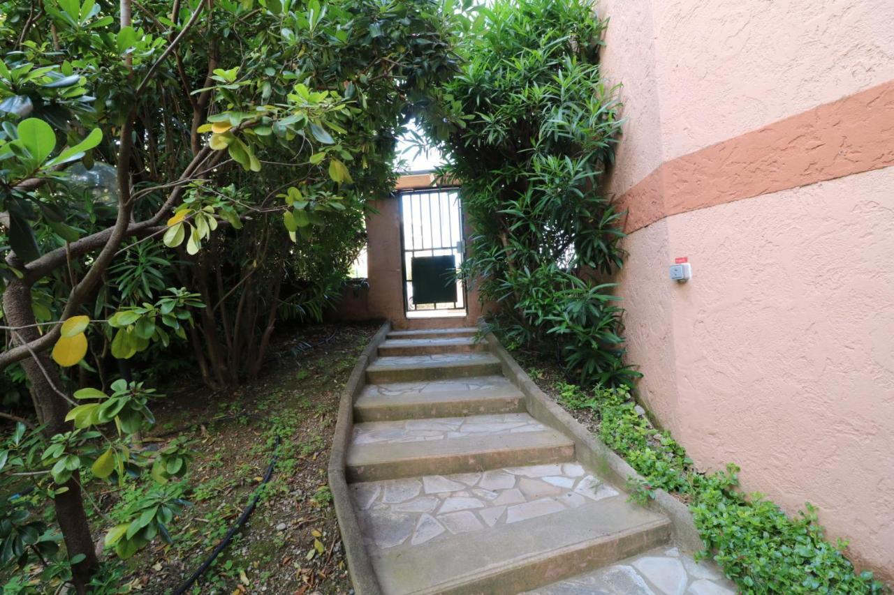 Studio With Beautiful Sea View And Direct Beach Access Cannes Exteriér fotografie